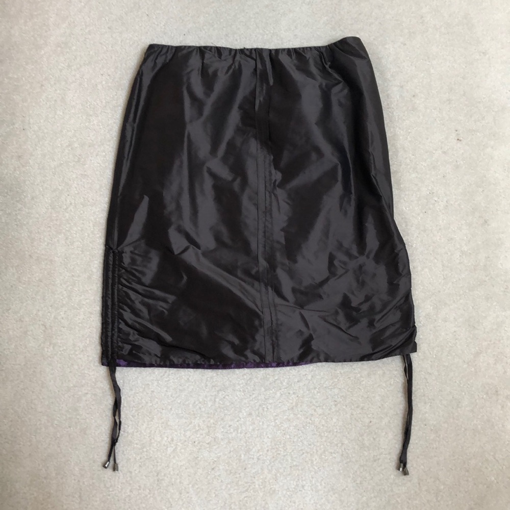 Shin Choi Adjustable Skirt - Picture 5 of 7